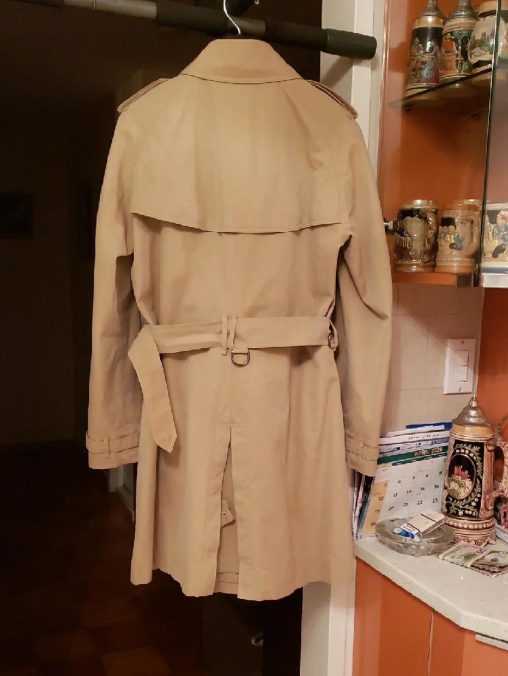 Burberry Beige Double-Breasted Trench Coat with Belt - Picture 8 of 13